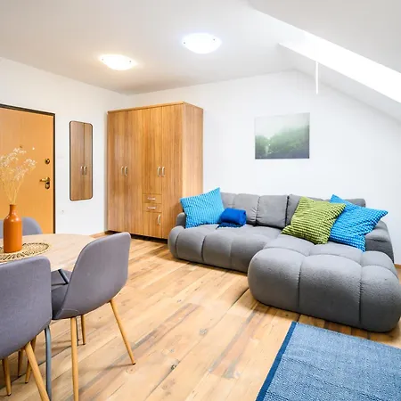 The Cosy Loft Apartma *